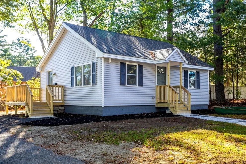 Unit for sale at 7 Groveland St, Ayer, MA 01432