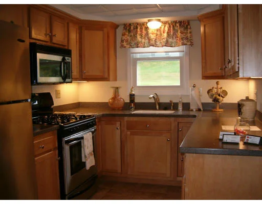 Unit for sale at 8 Crestview Drive, Spencer, MA 01562