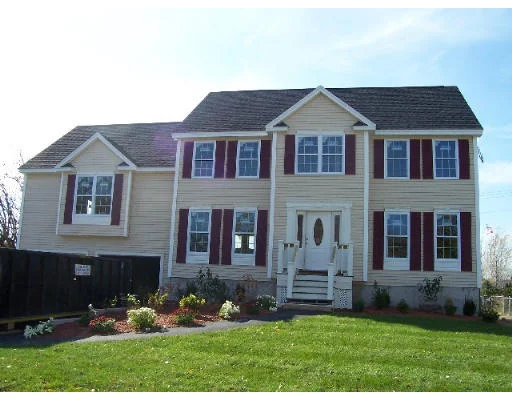 Unit for sale at 11 Rosedale Ave(New Construction), North Andover, MA 01845