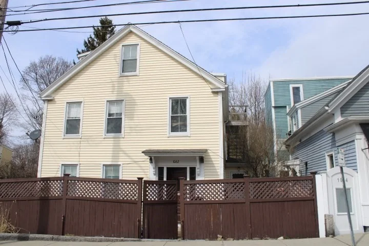 Unit for sale at 1060-1062 Washington St, Gloucester, MA 01930