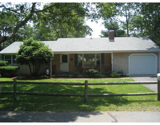 Unit for sale at 94 Portside Cir, Falmouth, MA 02536