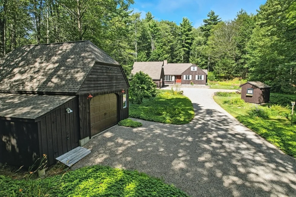 Unit for sale at 134 Chester Rd, Blandford, MA 01008