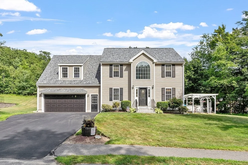 Unit for sale at 15 Quarry Ln, Fitchburg, MA 01420