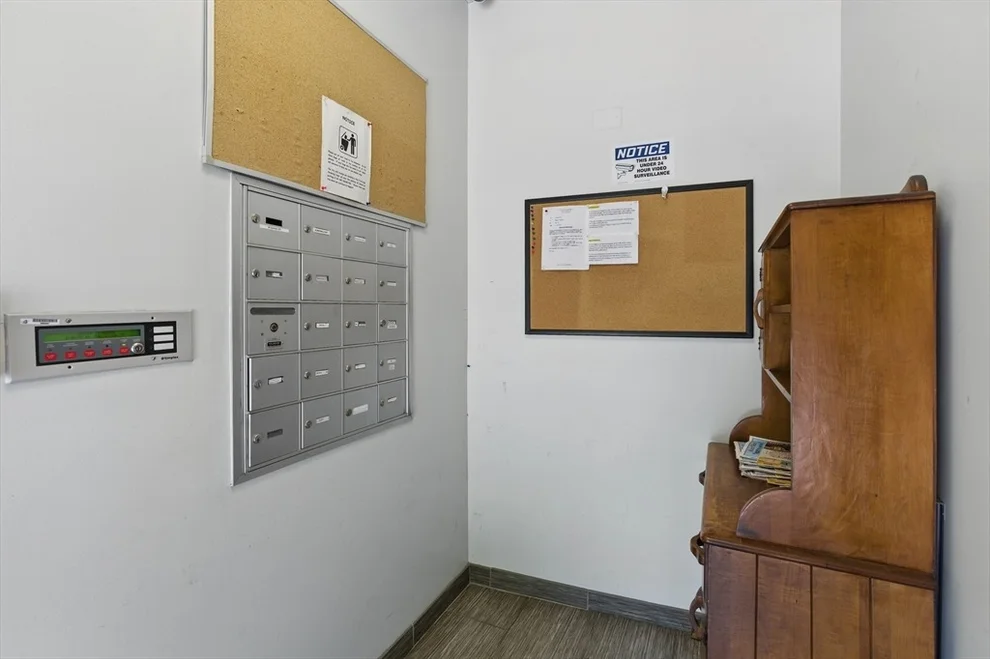 Unit for sale at 170 Oxford St, Lynn, MA 01901