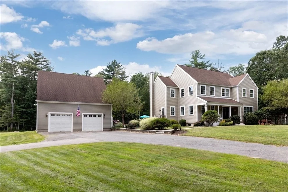 Unit for sale at 496 Thompson St., Halifax, MA 02338