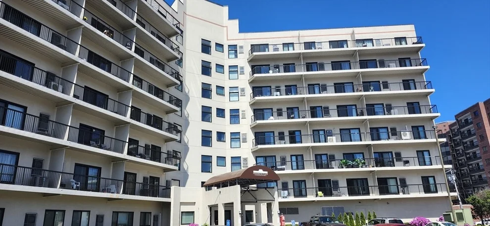 Unit for sale at 133 Commander Shea Blvd, Quincy, MA 02171