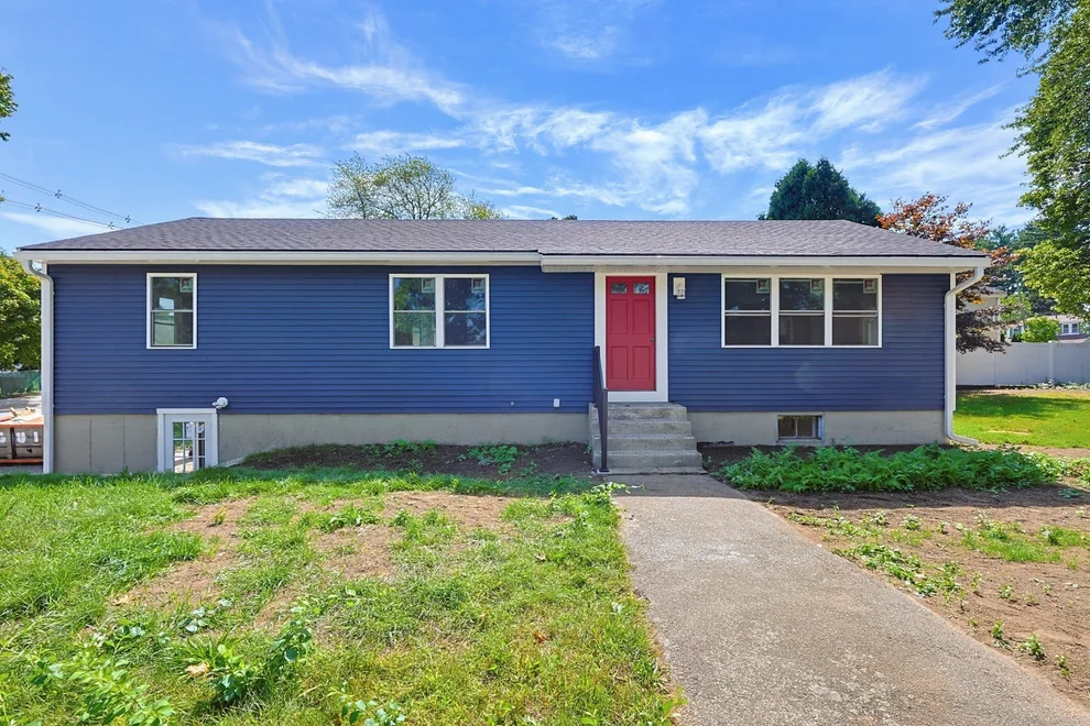 Unit for sale at 7 Hamilton St, Framingham, MA 01701