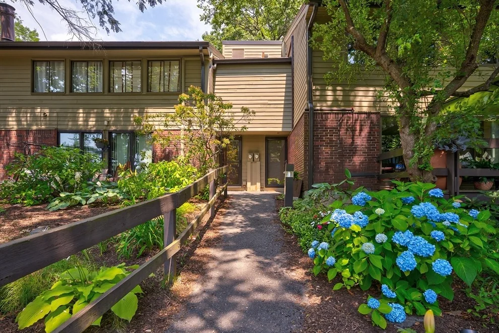 Unit for sale at 554 Great Elm Way, Acton, MA 01718
