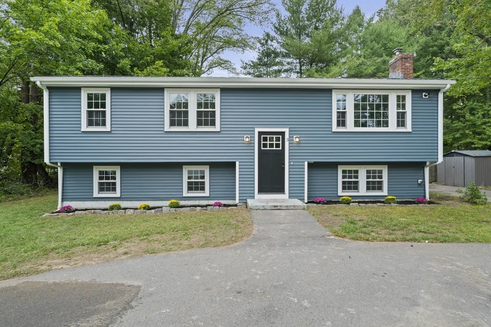 Unit for sale at 3 Taylor Point Road, Pembroke, MA 02359