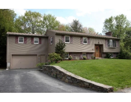 Unit for sale at 33 Ladyslipper Drive, Shrewsbury, MA 01545