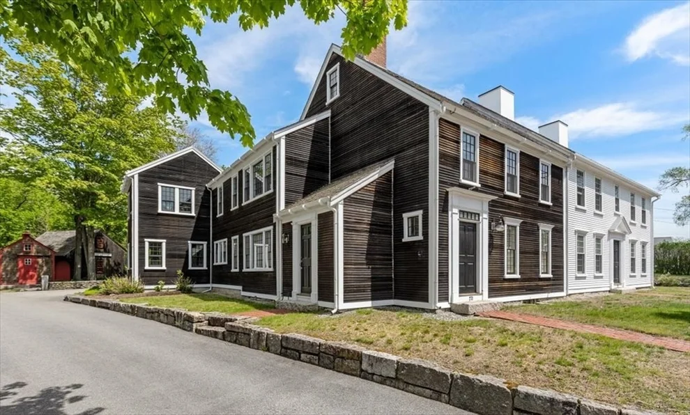 Unit for sale at 271 North St, Hingham, MA 02043