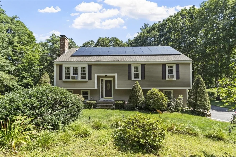 Unit for sale at 109 Hale Rd, Hubbardston, MA 01452