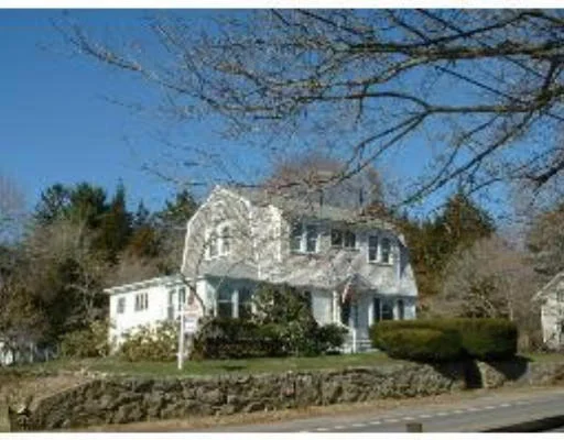 Unit for sale at 39 Maple St, Kingston, MA 02364