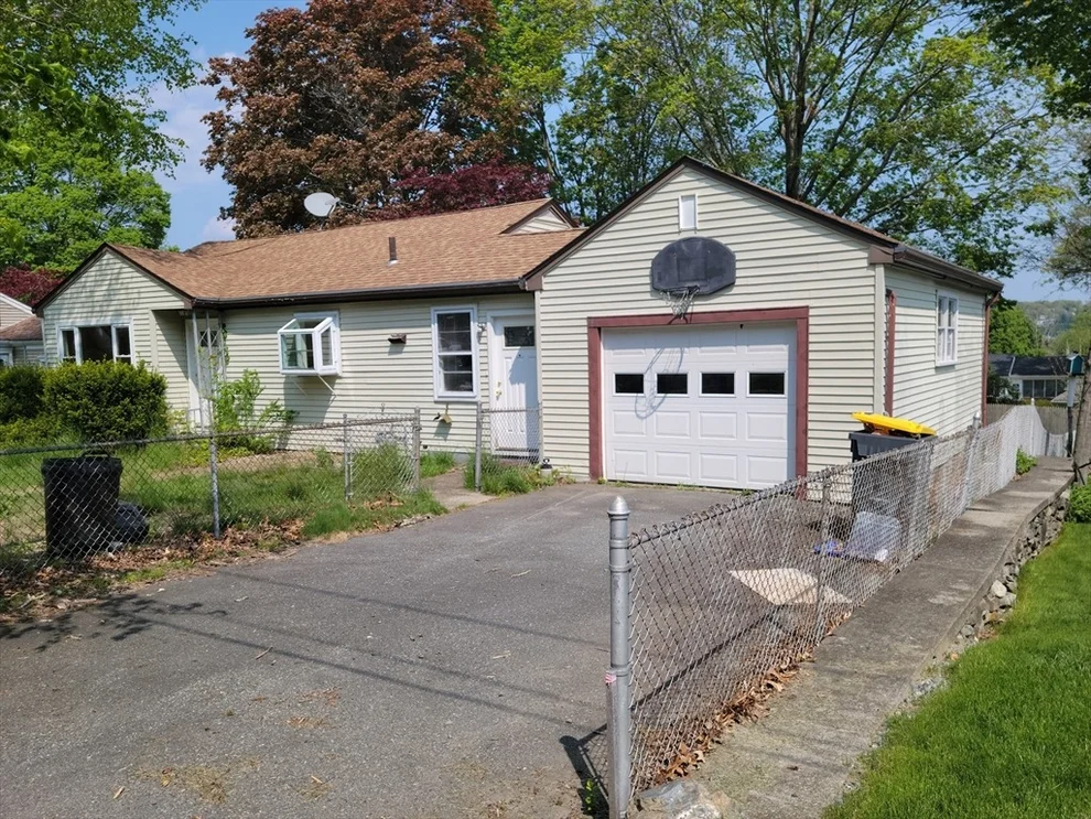 Unit for sale at 34 Doherty Ave, Somerset, MA 02726