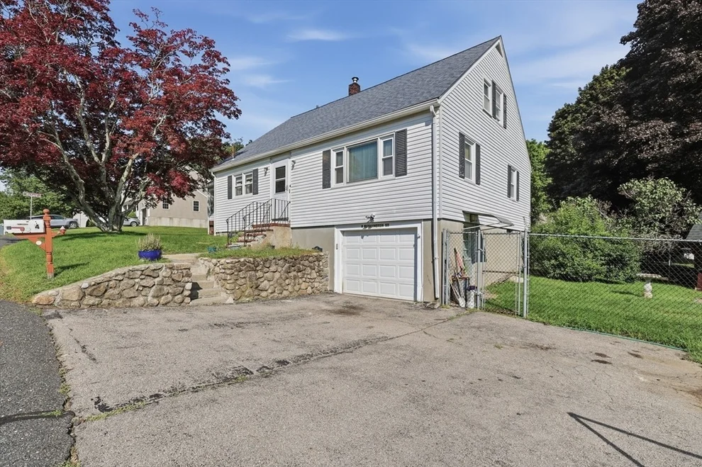 Unit for sale at 4 Washington Street, Milford, MA 01757