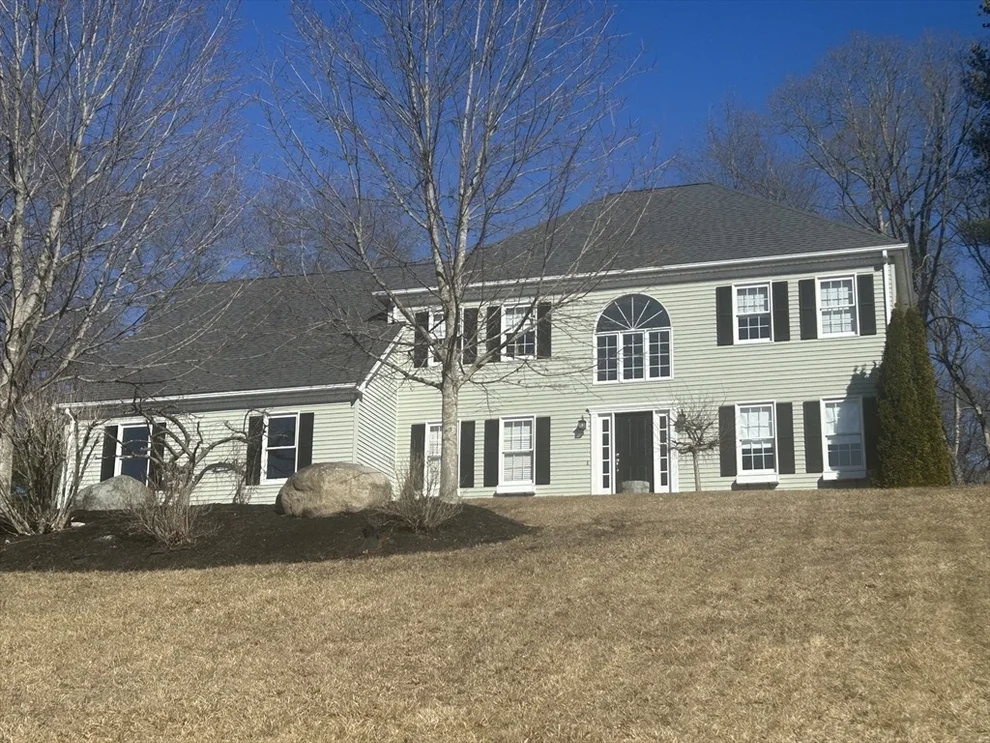 Unit for sale at 84 Jefferson Rd, Franklin, MA 02038