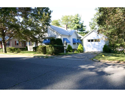Unit for sale at 27 Uncatena Ave., Worcester, MA 01606