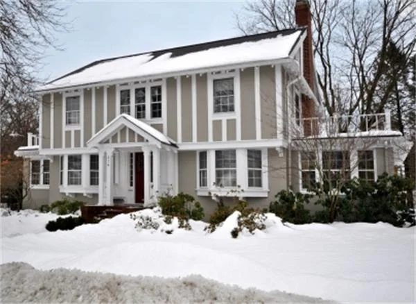 Unit for sale at 316 Walnut St, Wellesley, MA 02481