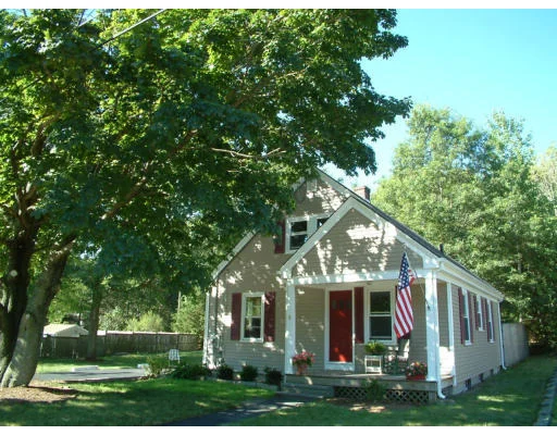 Unit for sale at 4 Sidney Street, Plainville, MA 02762