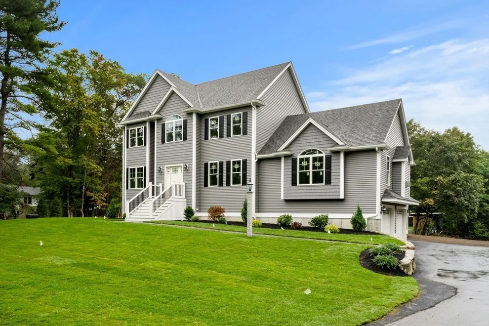 Unit for sale at 1 Lincoln Rd, Tewksbury, MA 01876