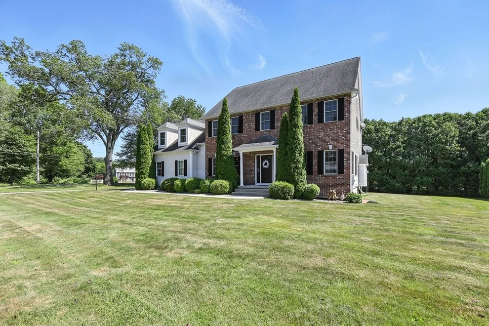 Unit for sale at 9 Abigail Lane, West Springfield, MA 01089