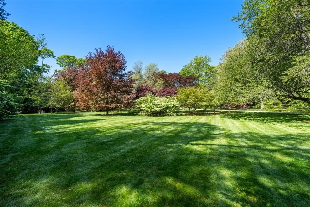 Unit for sale at 475 Glen Rd, Weston, MA 02493