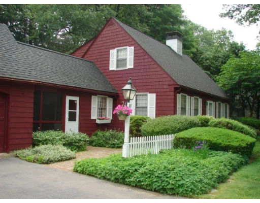 Unit for sale at 27 Gladwin Drive, Westfield, MA 01085