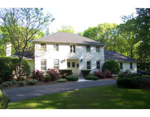 Unit for sale at 10 Robinson Rd., Westford, MA 01886