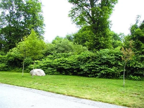 Unit for sale at 2 Brookside Lane, Scituate, MA 02066