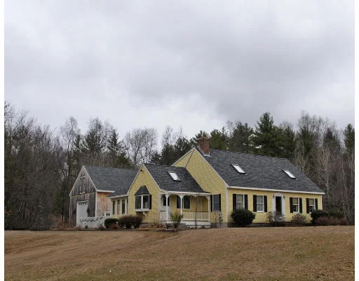 Unit for sale at 5 Powow Cove Ln, Amesbury, MA 01913