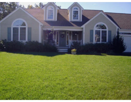 Unit for sale at 5 Miller Cir, Mashpee, MA 02649