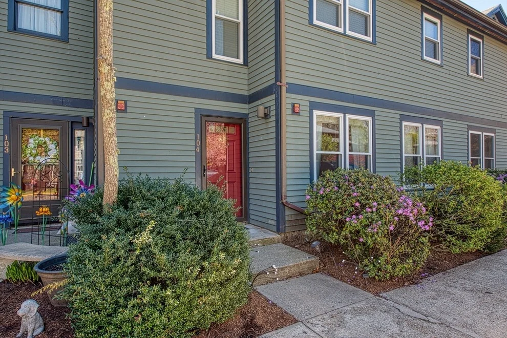 Unit for sale at 110 Dean St, Taunton, MA 02780