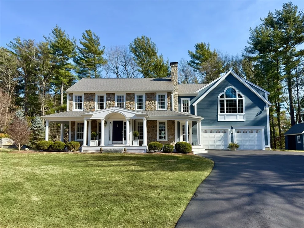 Unit for sale at 33 Wellington Dr, Pembroke, MA 02359