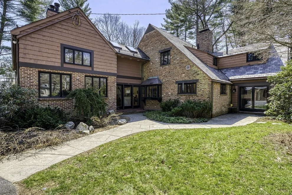 Unit for sale at 180 Maskwonicut Street, Sharon, MA 02067