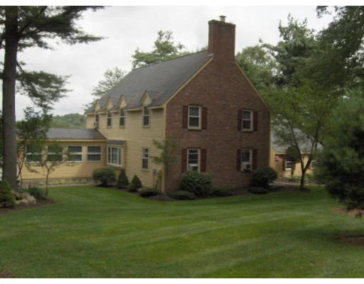 Unit for sale at 75 Surrey Lane, Boxford, MA 01921
