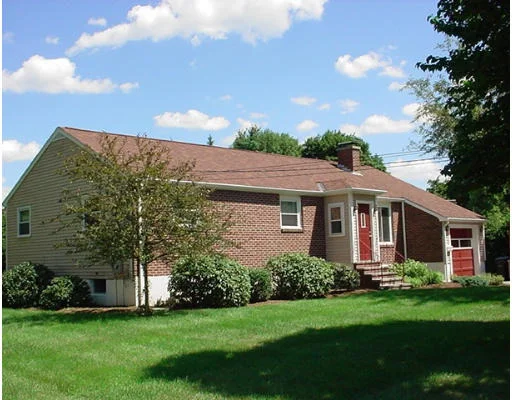 Unit for sale at 8 Clearview Drive, Framingham, MA 01701