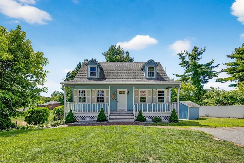 Unit for sale at 6 Aberdeen Rd, Methuen, MA 01844