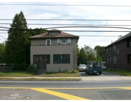 Unit for sale at 595-597 Concord St, Framingham, MA 01702