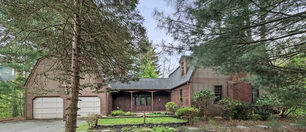 Unit for sale at 145 Essex St, Hamilton, MA 01982