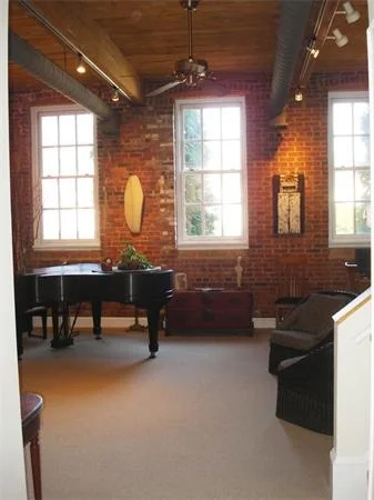 Unit for sale at 48 Kent St, Newburyport, MA 01950