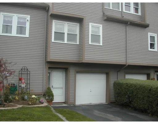 Unit for sale at 1C Hart Way, Salem, MA 01970