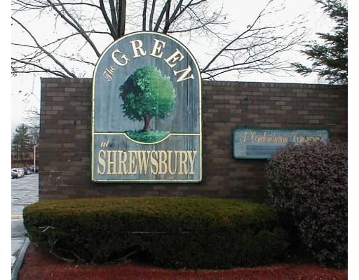 Unit for sale at 42 Shrewsbury Green Dr, Shrewsbury, MA 01545