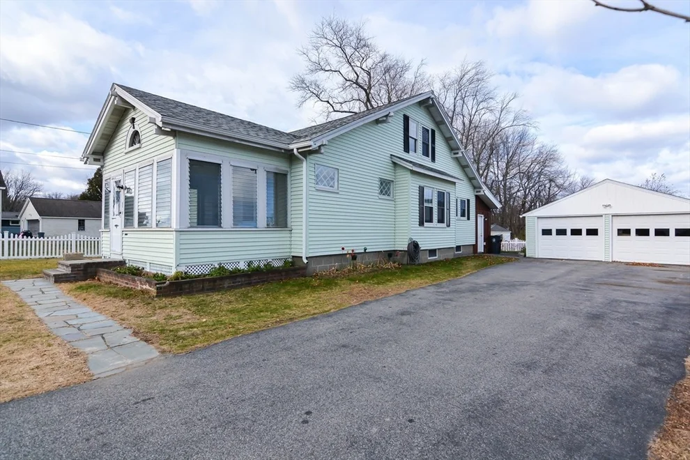 Unit for sale at 226 Monument St, Haverhill, MA 01832