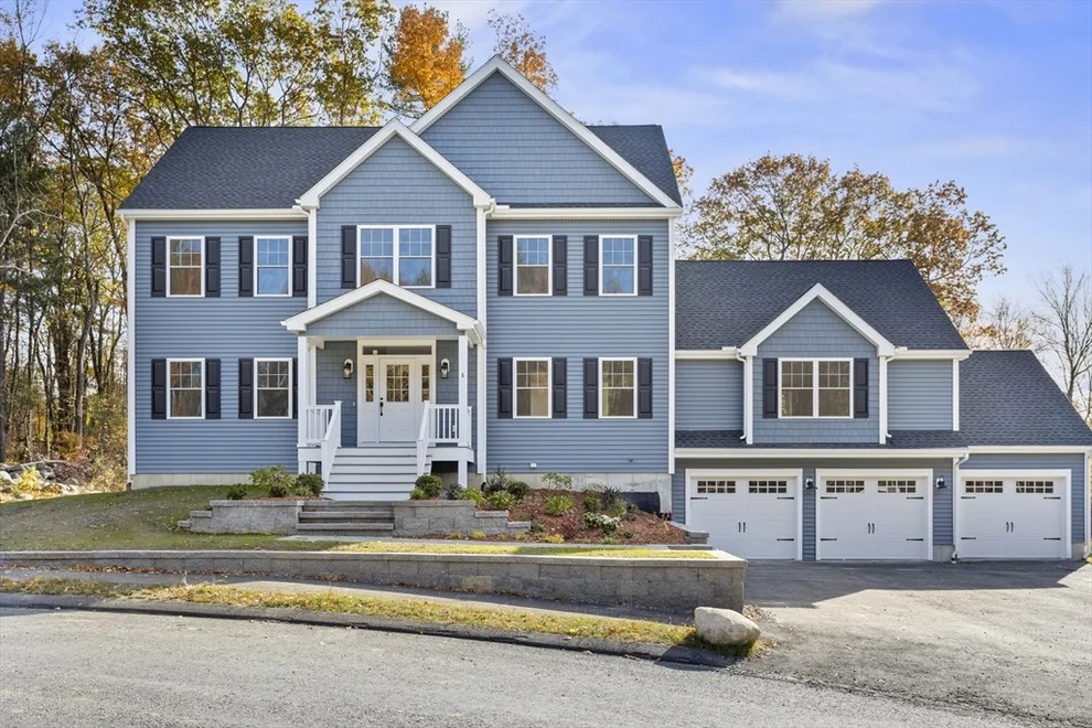 Unit for sale at 5 Colonel Rolls Dr, Westford, MA 01886