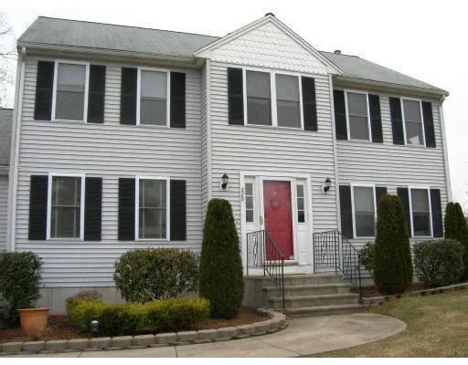 Unit for sale at 229 Bramblebush Rd, Stoughton, MA 02072