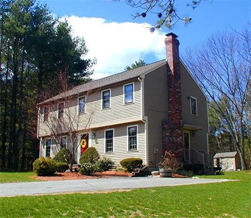 Unit for sale at 2 Matthew Drive, Littleton, MA 01460