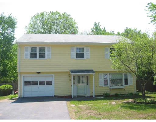 Unit for sale at 33 Fayette Road, Bedford, MA 01730