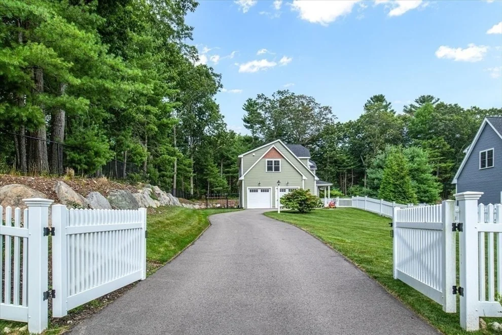 Unit for sale at 1 Norway Farms Dr, Norfolk, MA 02056