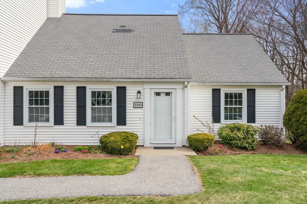 Unit for sale at 3503 Forest Park Dr, Auburn, MA 01501