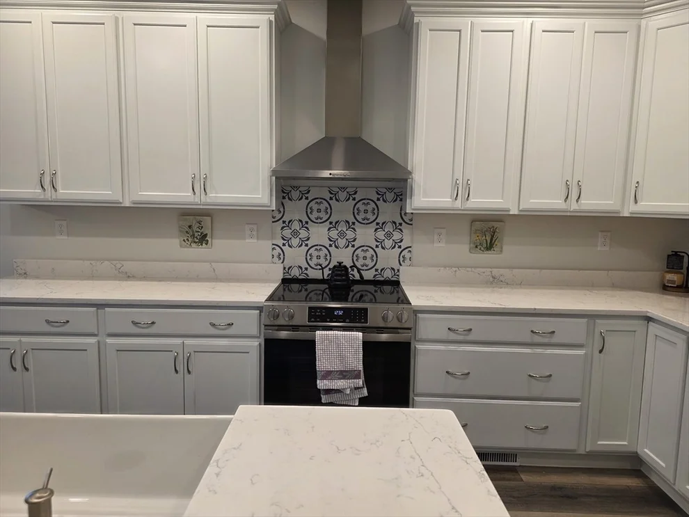 Unit for sale at 17 Fidelity Drive, Rutland, MA 01543